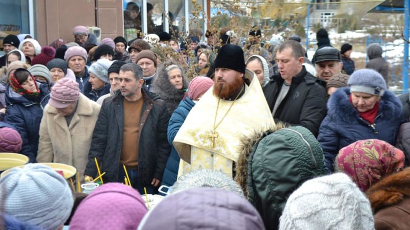 Зачем освящение воды совершается дважды?
