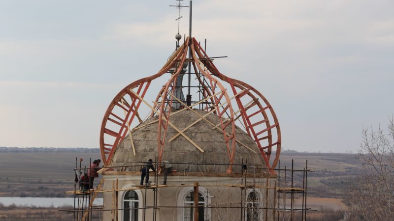 (Фото+Видео) В церкви села Етулия начали сборку главного купола