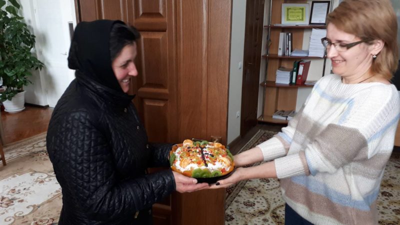 (ФОТО) В Чадыр-Лунге раздали коливо вмч. Феодора Тирона в учреждения города
