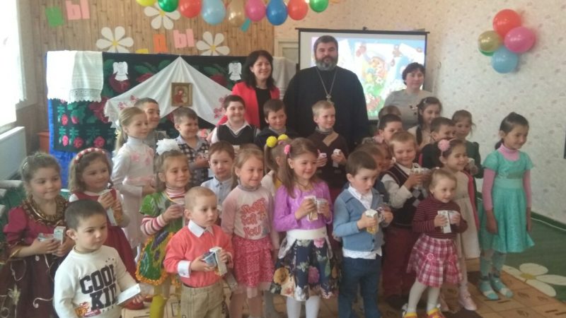 (ФОТО) В детском саду «Светлячок» в с. Будэй прошел праздник Пасхи