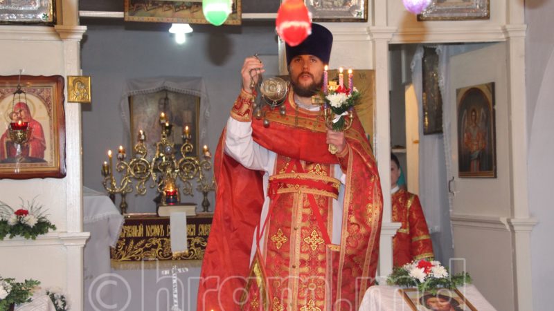 (ФОТО) Пасхальное богослужение в храме села Чишмикиой