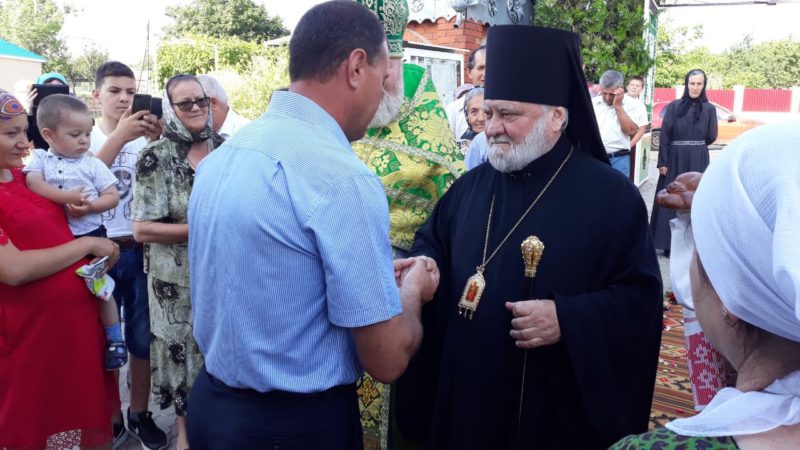 (ФОТО) Свято-Троицкий храм в селе Джолтай отмечает свой престольный праздник