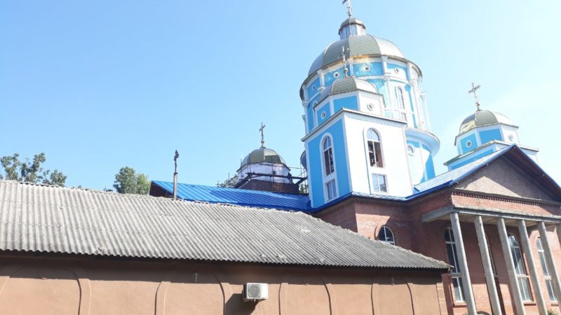 (ФОТО) В Вулканештском храме возобновили строительные работы
