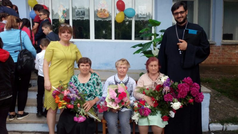 (ФОТО) Священник принял участие на последнем звонке в лицее села Дезгинжа