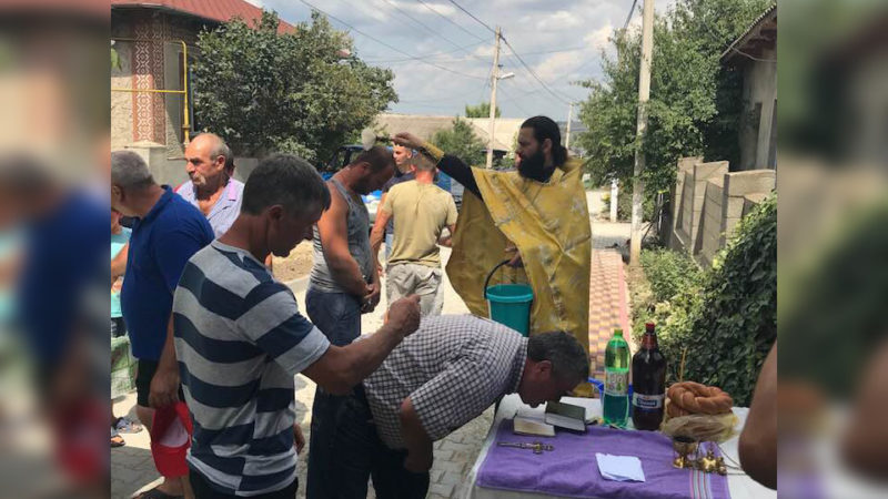 (ФОТО) В Чадыр-Лунге освятили улицу Чайковского