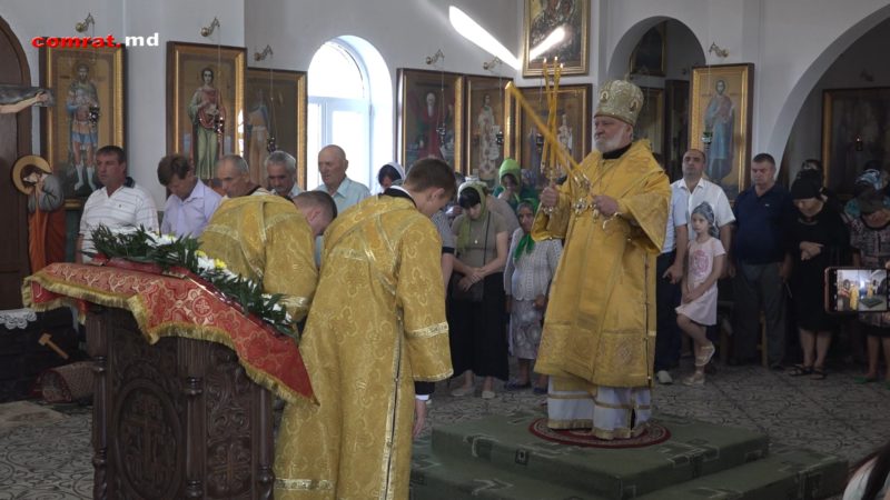 (ВИДЕО) Храм в честь пророка Илии мун. Комрат отметил престольный праздник (курбан)
