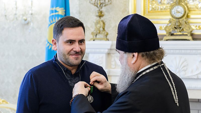 (ФОТО) Уроженец Гагаузии Капсамун Валерий удостоен медали прмч. Серафима и Феогноста Алма-Атинских