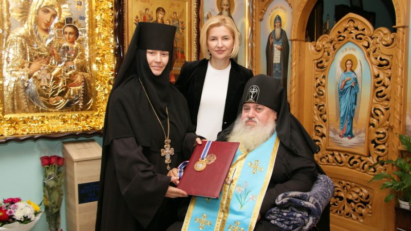 (ВИДЕО) Схиархимандриту Иоанну Пейогло присвоено звание почетного гражданина Гагаузии