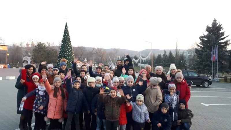 (ФОТО) Воскресная школа мун. Чадыр-Лунга посетила Рождественскую ярмарку