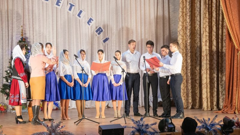 Фоторепортаж Рождественского фестиваля Kolada adetleri 2020