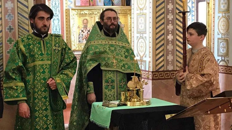 (ФОТО) Богослужение в праздник Входа Господня во Иерусалим в храме с. Адварма