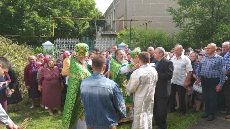 (ФОТО) Свято-Троицкий храм в селе Конгаз отметил престольный праздник (курбан)