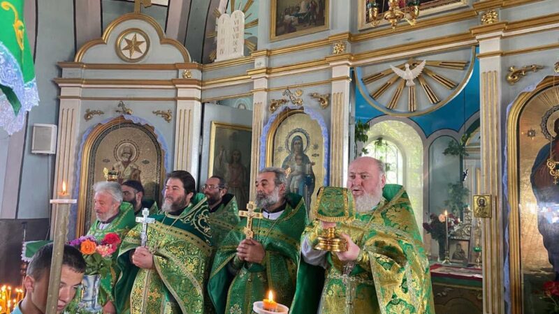(ФОТО) Свято-Троицкий храм в селе Джолтай отметил престольный праздник (курбан)