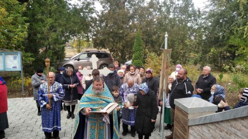 (ФОТО) Праздничная Литургия по случаю престольного праздника в селе Кайраклия