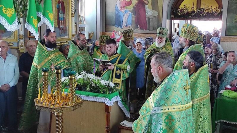 Троицкий храм в селе Джолтай отметил свой престольный праздник