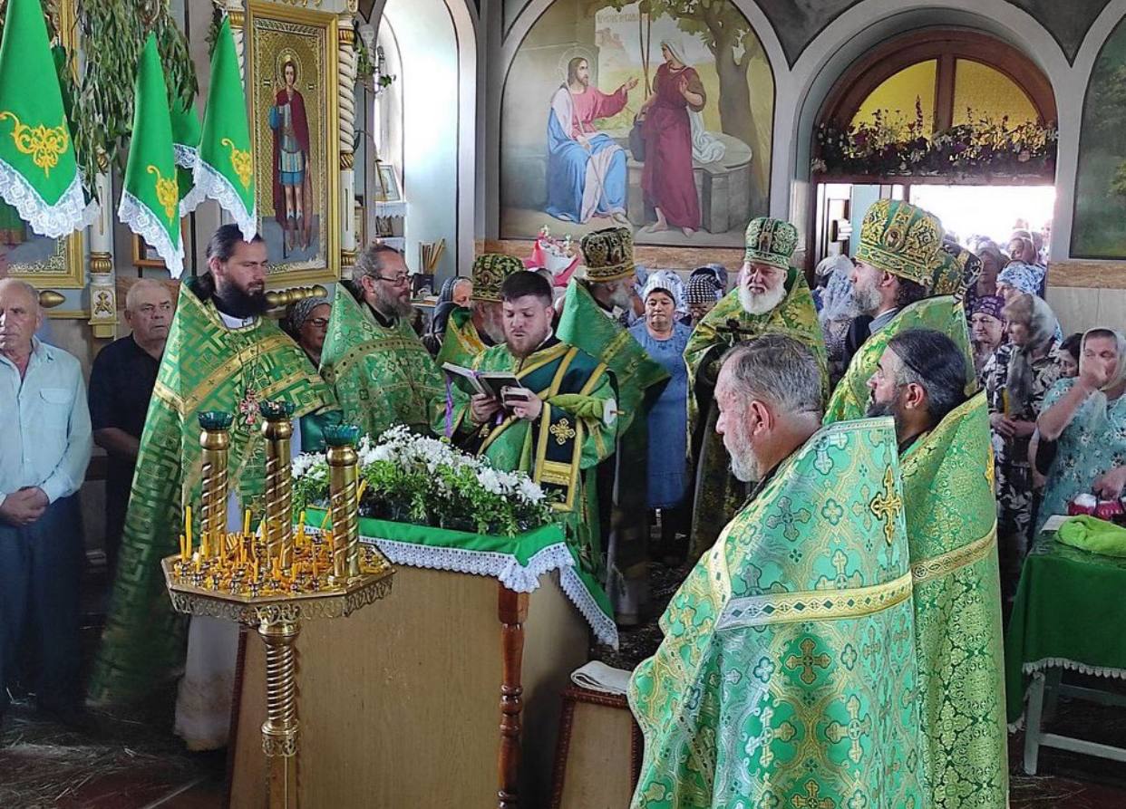 Троицкий храм в селе Джолтай отметил свой престольный праздник
