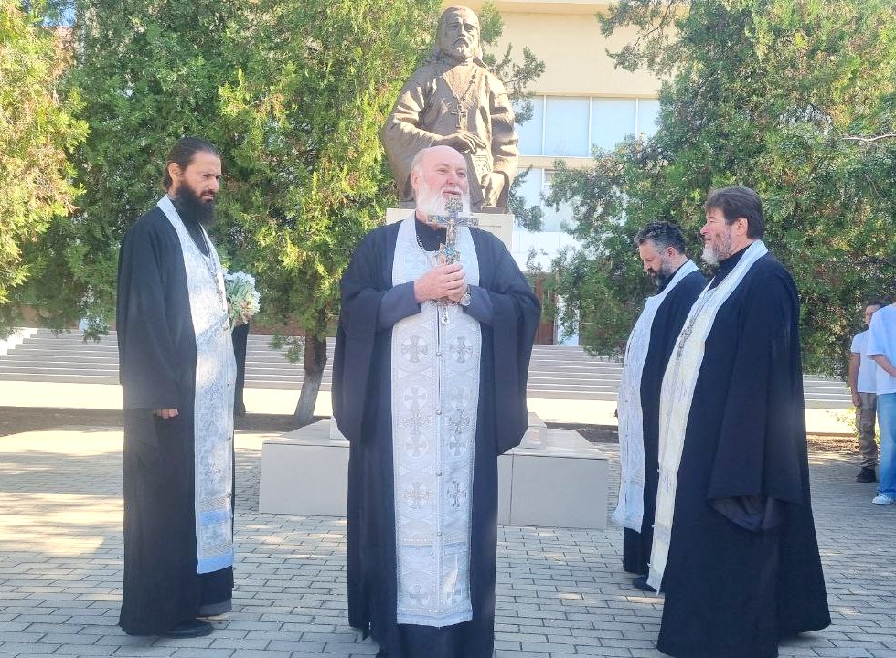 В Чадыр-Лунге почтили память протоиерея Михаила Чакира